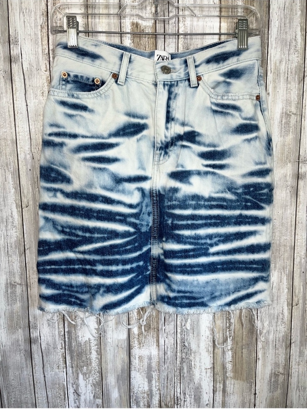 Zara Tie Dye Denim Mini Skirt High Rise Raw Hem Festival Y2K Size S